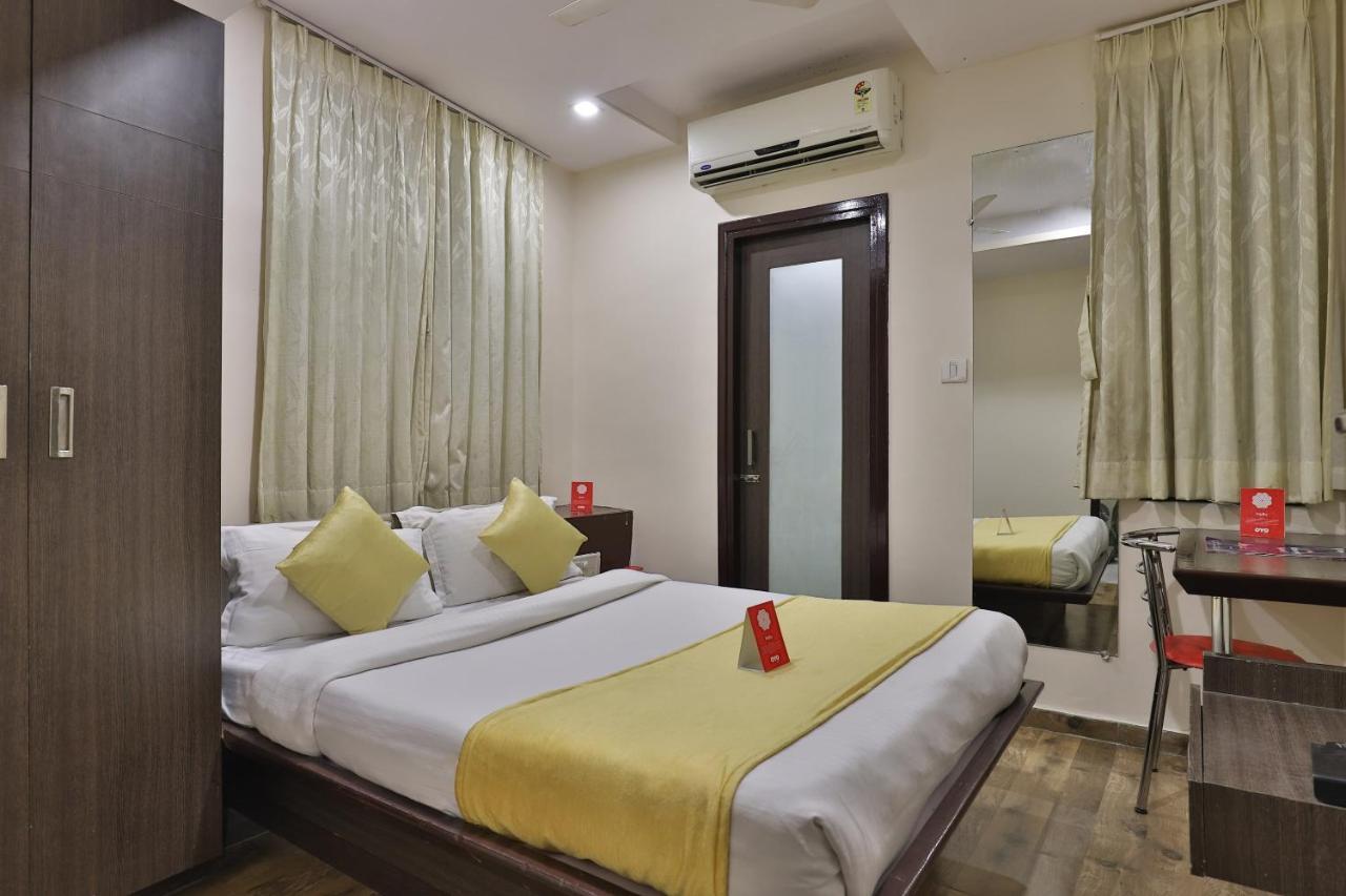 New Rajdhani Hotel Vadodara Exterior foto